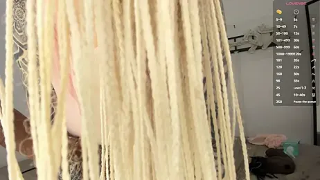 lil_shouty_bitch — Stripchat recorded stream image, 18.04.2025 15:20