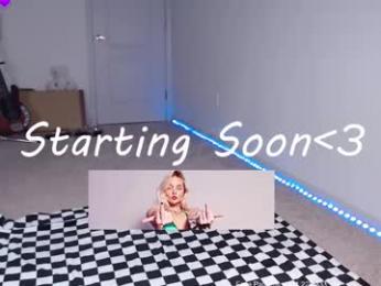 petitebrat — Chaturbate recorded stream image, 18.04.2025 23:20