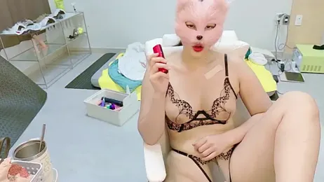 Kor_Cat — Stripchat recorded stream image, 19.04.2025 11:10