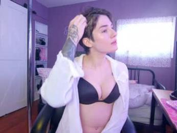 aynmarie — Chaturbate recorded stream image, 19.04.2025 21:20