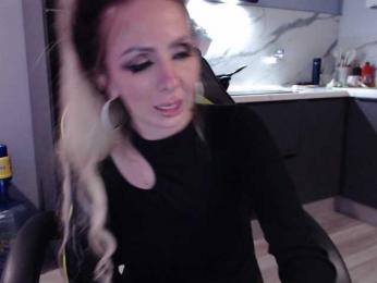 blondalina — Bongacams recorded stream image, 19.04.2025 23:50