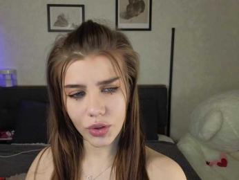 dolly-ll — Bongacams recorded stream image, 20.04.2025 13:20