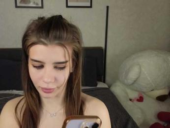dolly-ll — Bongacams recorded stream image, 20.04.2025 13:20