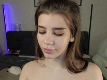 dolly-ll — Bongacams recorded stream image, 20.04.2025 13:20