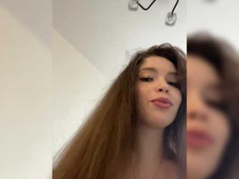 YourLadyyy — Bongacams recorded stream screenshot (21 Apr 2025)