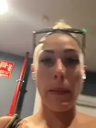 petrouchkaaa_ — Stripchat recorded stream image, 21.04.2025 08:20