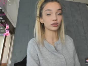 sassyt33n — Chaturbate recorded stream image, 21.04.2025 05:40
