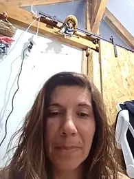 Lina_lou4 — Stripchat recorded stream image, 21.04.2025 12:10