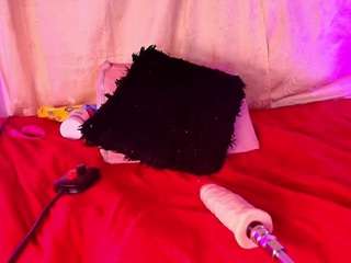 mssbombom — Camsoda recorded stream image, 06.02.2025 03:00
