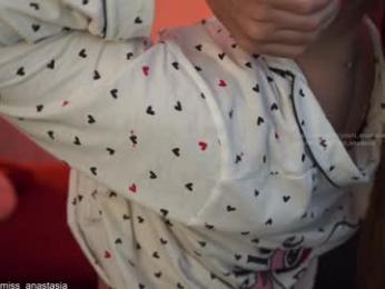 yours_anastasia — Chaturbate recorded stream screenshot (21 Apr 2025)