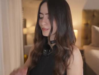 emyii — Chaturbate recorded stream image, 21.04.2025 20:20