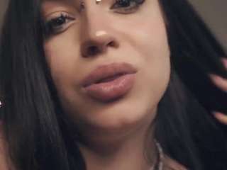 leilagladish — Camsoda recorded stream image, 22.04.2025 07:00