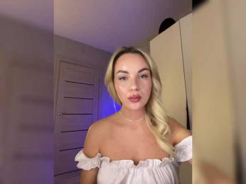 Mila-m — Bongacams recorded stream image, 22.04.2025 15:40