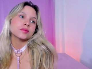 vaiolet-rose — Camsoda recorded stream image, 22.04.2025 13:00