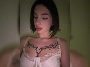 BabyDarii — Bongacams recorded stream image, 23.04.2025 15:30