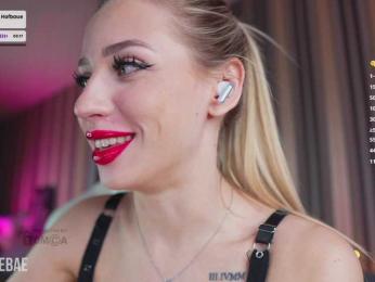 misstics_ — Bongacams recorded stream image, 23.04.2025 19:10