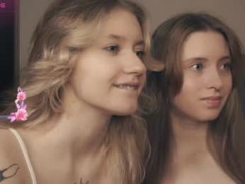 vivid_girls — Chaturbate recorded stream image, 23.04.2025 19:00