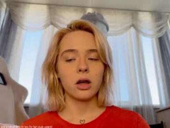 honey_sunshine — Chaturbate recorded stream image, 24.04.2025 09:00