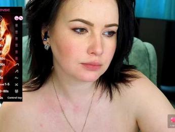 Katniss_K — Bongacams recorded stream image, 24.04.2025 07:40