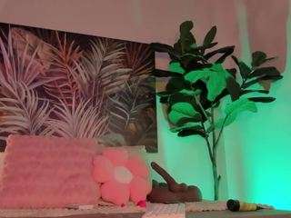 nicoleriveraa — Camsoda recorded stream image, 25.04.2025 12:10