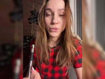avolood — Bongacams recorded stream image, 25.04.2025 16:40