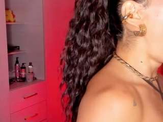 dani-moore — Camsoda recorded stream image, 25.04.2025 21:20
