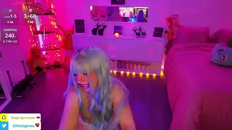 Autumn_Nighht — Stripchat recorded stream image, 25.04.2025 20:30