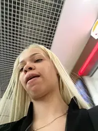 ValenciaShock — Stripchat recorded stream image, 26.04.2025 07:00