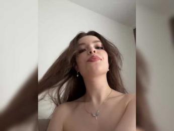 YourLadyyy — Bongacams recorded stream screenshot (27 Apr 2025)