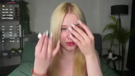 EdlaHewell — Stripchat recorded stream screenshot (27 Apr 2025)