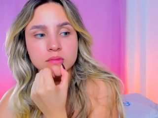 vaiolet-rose — Camsoda recorded stream image, 28.04.2025 12:50