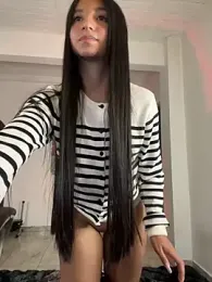 aly_golden_ — Stripchat recorded stream image, 28.04.2025 23:40