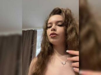 YourLadyyy — Bongacams recorded stream screenshot (30 Apr 2025)