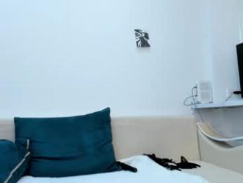 luv_yuna — Chaturbate recorded stream screenshot (30 Apr 2025)