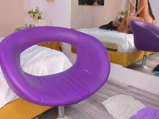 cloe-world1 — Camsoda recorded stream screenshot (07 Feb 2025)