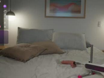rebeccastonee — Chaturbate recorded stream image, 30.04.2025 19:10
