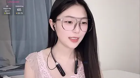 Sweet-Angel999 — Stripchat recorded stream image, 01.05.2025 14:10