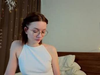 minnietammy — Chaturbate recorded stream image, 02.05.2025 01:00