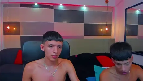 Juan_Nd_Steven — Stripchat recorded stream image, 02.05.2025 02:20