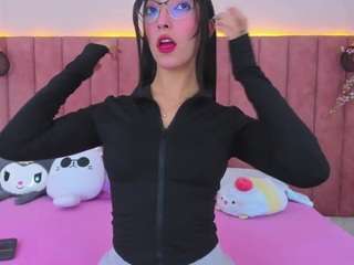 marianabranz — Camsoda recorded stream image, 02.05.2025 13:00