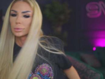 RaquelleVon — Bongacams recorded stream image, 03.05.2025 15:10