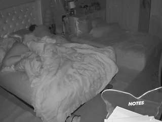 voyeurcam-house-charleys-room — Camsoda recorded stream image, 02.05.2025 07:10
