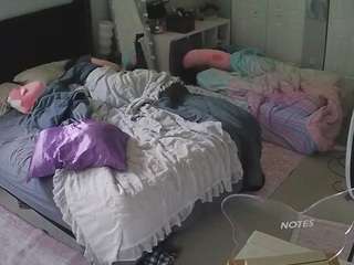 voyeurcam-house-charleys-room — Camsoda recorded stream image, 02.05.2025 07:10