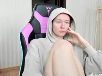 oksanafedorova — Chaturbate recorded stream image, 04.05.2025 08:00