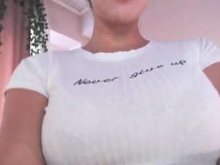 milkybunny — Camsoda recorded stream image, 04.05.2025 10:10