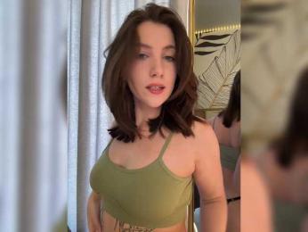 EzheVika — Bongacams recorded stream screenshot (04 May 2025)