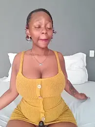 Jazmine-Blue — Stripchat recorded stream image, 04.05.2025 11:50