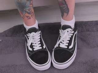 yourfeetmodel — Camsoda recorded stream image, 05.05.2025 06:30