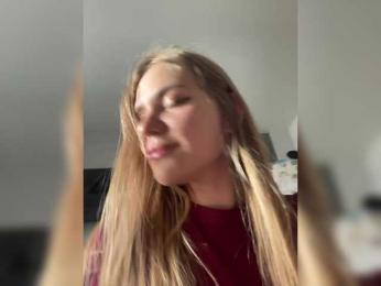 -Tiki-Riki- — Bongacams recorded stream image, 05.05.2025 14:40