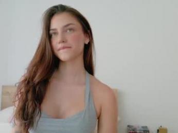 grettabenett_ — Chaturbate recorded stream image, 05.05.2025 19:00